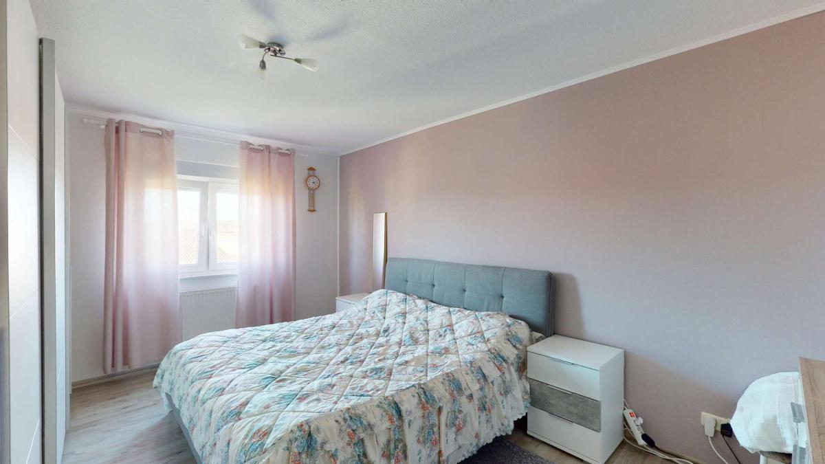 Schlafzimmer 4 
